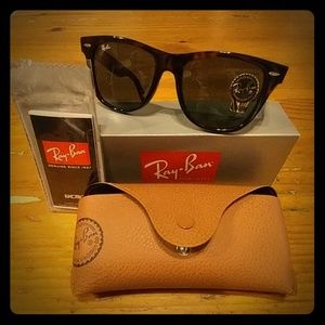 Ray-Ban Wayfarer RB2140 Unisex sunglasses